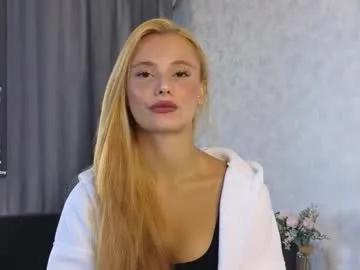 desireeclipse — hi hi ^_^ its my fourth day..lets go fun? my goal: tease with panties ^ _^ #shy #natural #new #petite #teen [25 tokens remaining]