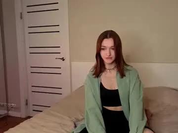 devonaerlenbusch — GOAL: hugs uuuu Im Sara, it's 3rd day on CB #new here and #18 yo #redhead #young #teen [5 tokens remaining]
