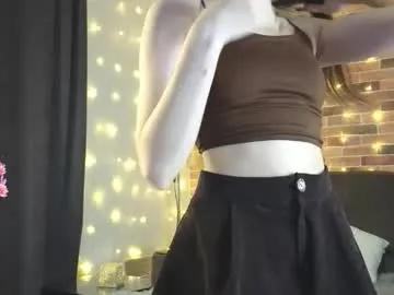 deyvessa — GOAL: scratch my neck [25 tokens remaining] Hi, I'm Kira. WELCOME. Let's give each other unforgettable emotions!THUMBS UP #shy #skinny #18 #smalltits #natural