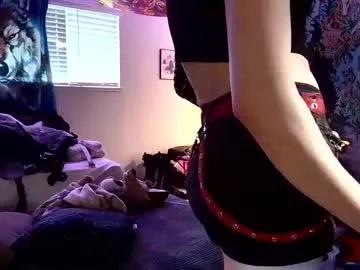 dizzythedoggo on Chaturbate 