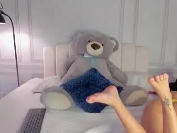 doll_meyleer22 — GOAL: Make me wet my pussy [87 tokens remaining] Sunday to play with Meyleer! lush is on  #new #bigass #latina #skinny #squirt
