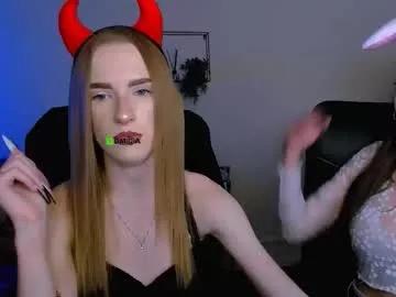 Freechat doll_vey on Chaturbate