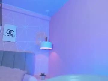 Freechat dolly_zoe on Chaturbate