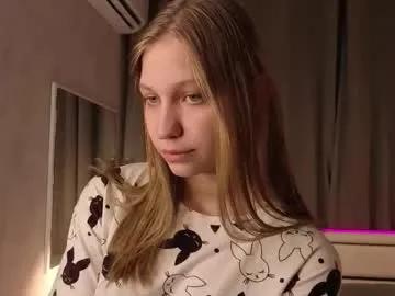 dollyburruss — Goal - touch my sweet lips My name is Emilia #natural #shy #18 #teen #lovense [22 tokens remaining]