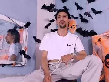 dominic_blade — a new guy with playing wich ur hard cock inside!, see my cum! #new #young #bigdick #latin #smile [220 tokens remaining]