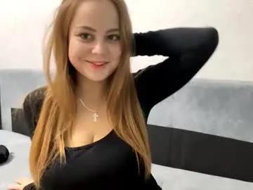 donaldsing — GOAL: Doggy pose first time here... and spank myself gently x3 [148 tokens left] #new #18 #shy #cute #bigboobs