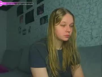 dory_liss — GOAL: take off shorts [875 tokens remaining] Welcome to my room! #nature #blonde #teen #young #new