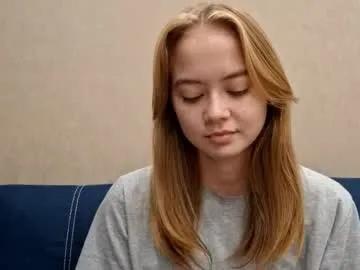 dustidickirson — GOAL: Change the topic I'm glad to see you all <3 #18 #teen #natural #young #shy