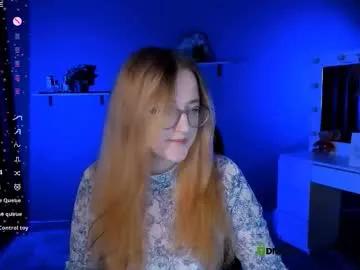 elara_night — GOAL: Show panties [200 tokens remaining] Welcome to my room! #glasses #blonde #lovense #18 #cute
