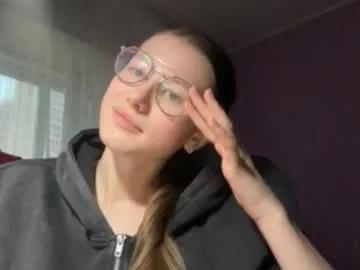 eleanoradriere — 1Day*Goal: Air kiss for my hero  #teen #18 #young #cute #new [5 tokens remaining]