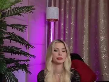 Freechat eleineblue on Chaturbate