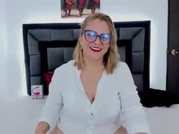 elena_vega — Goal: show pussy + control lush 1 min #squirt #bigboobs #lovense #latina #mature - Last Goal!