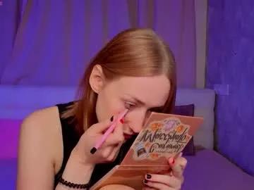 elenefrail on Chaturbate 