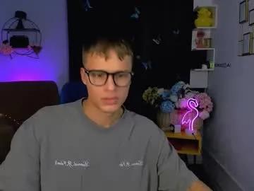 eliot_meow — GOAL: hello voice [10 tokens remaining] Welcome to my room! #pvt #young #muscle #shy #cum