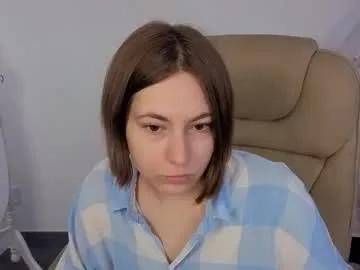elma_lily — GOAL: to see me tomorrow [293 tokens remaining] Welcome to my room! #cute #new #nonude #young #18