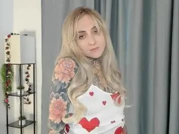elvenglow — GOAL: Raise my top for 10 seconds) [32 tokens remaining] Welcome to my room! Im Clara <3 #mommy #redhead #smallass #lovense #new