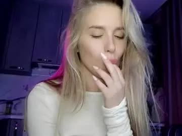 elysia_xo — GOAL: Hey hey^^ [10 tokens remaining] Spill on my T-shirt? #new #teen #blonde #shy #skinny