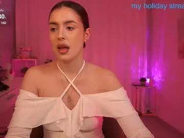 Freechat emiliyaroude on Chaturbate