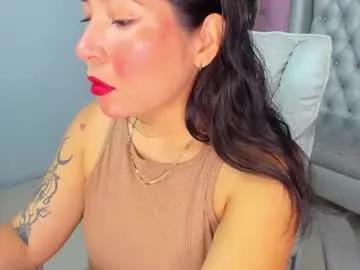 emily_sander_ — GOAL: show tits [50 tokens remaining] I want you to play with me feel a lot of pleasure #new #pregnant #latina #mom #milk