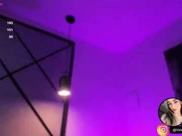 emilyallen_1 — GOAL: All naked [150 tokens remaining] Welcome to my room! #anal #blonde #squirt #latina #shy