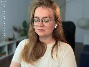 Freechat emilyforelsket on Chaturbate