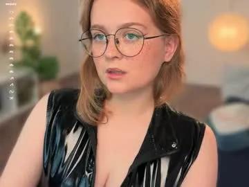 Freechat emilyforelsket on Chaturbate