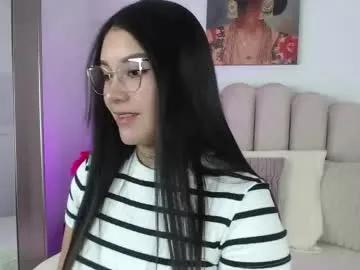 emmacute_x — emma fuck pink pussy - Goal: Suck middle finger [9 tokens left] #new #teen #petite #daddysgirl #submissive