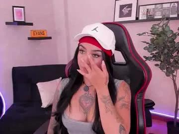 emmyevans1 — danceeee #Bigtits #twerk #face #feet #tatto [90 tokens remaining]