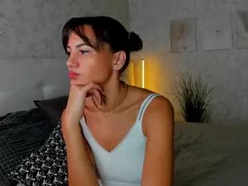 erika_robertson — GOAL: make my buns red with spanks [68 tokens remaining] Welcome to my room! #skinny #milf #smalltits #lovense #new