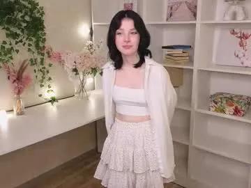 erinncrummie — Goal -  Let's start the day. Hello everyone, my name is Melissa, I'm #new here. #teen #cute #18 #young [27 tokens remaining]