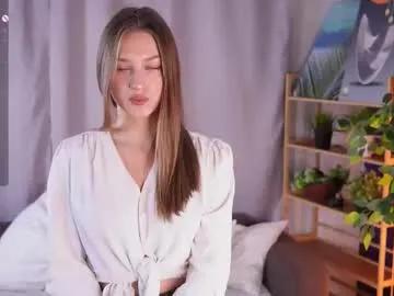 erleneash — GOAL: Tease you with my bare shoulders  Mia is back! Hello, I'm Using Domi! Patterns: 33/55/77/111 #blonde #18 #shy #teen #new