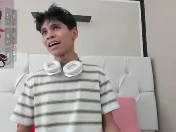 ethan_westt — GOAL: CUM SHOW [849 tokens remaining] Come and leave together the routine #lovense #twink #18 #dance #young Hi again after a week