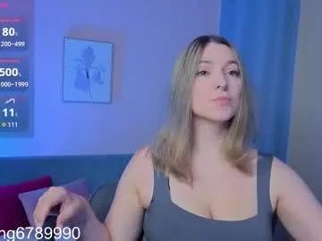 evafolverr — Tease with lips   My first day. Hi i am Eva  #bigboobs #18 #new #lovense #bigass [88 tokens remaining]