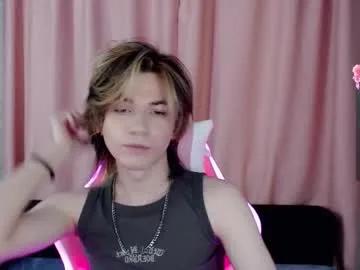 evan_reinhart — GOAL: sexy suck my finger [3 tokens remaining] Nice to see you! <3 #new #18 #twink #shaven #anal #cum #goth #young