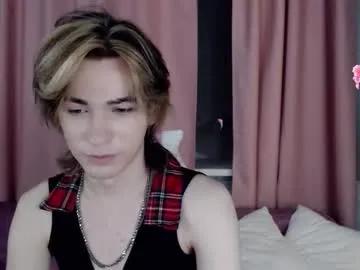 evan_reinhart — GOAL: take off my top [6 tokens remaining] Nice to see you! <3 #new #18 #twink #lovense #anal #shaven #cum #goth #young