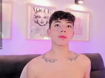 Freechat evan_voss on Chaturbate