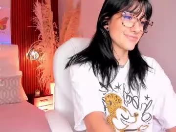 evelyn_samantha — blow job [70 tokens left] welcome to my room #latina #new #squirt #18 #smalltits