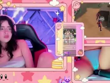 Freechat evelynluxye on Chaturbate