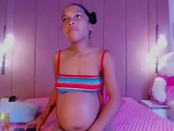 everly_smitth — Hola chicos, pasemos un rato de lujo en pvt #pregnant  #newmodel  #latin #milk #bigboobs
