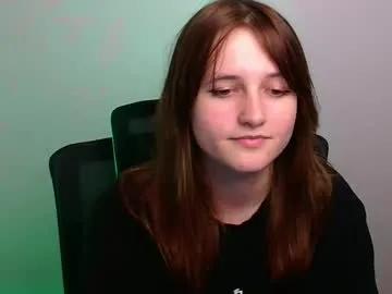 evie_leee — GOAL: Welcome to CB [84 tokens remaining] Welcome to my room! #new #teen #shy #cute #18