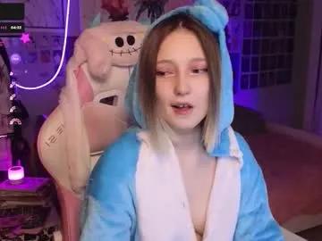 evie_rosen — GOAL: undress me! [500 tokens remaining] Welcum senpai! It's very cold here, warm me with your tips <3 #ahegao #daddysgirl #natural #cute #cosplay