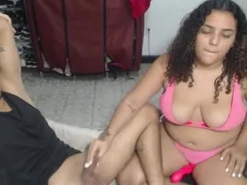 fantasieshotcouple — cum tits [900 tokens remaining]