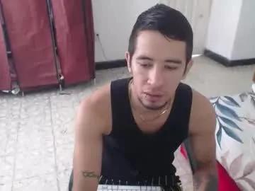 fantasieshotcouple — cum tits [900 tokens remaining]