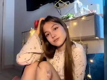 ferneprivatsky — Biggest smile ever #shy #teen #cute #new #18 [15 tokens remaining]