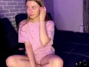 fetchingcouplee — GOAL: #full naked+oil show [555 tokens remaining]  my favorite patterns: 111, 222, 1111, 2222 #shy #bigass #smallboobs #couple #sex #anal