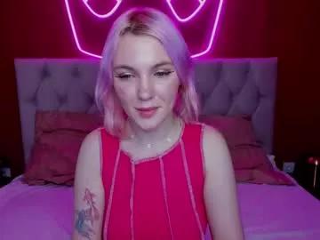 Freechat fluffy_monica on Chaturbate