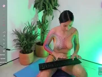 flufi_740 — GOAL: Warm Up My Pussy [77 tokens remaining] Welcome To My Room Lovense Tip Goals
