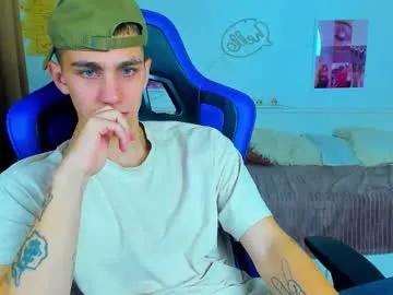 Freechat frank_mooree on Chaturbate