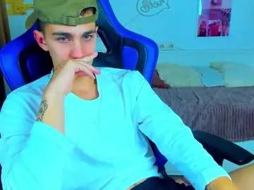 Freechat frank_mooree on Chaturbate