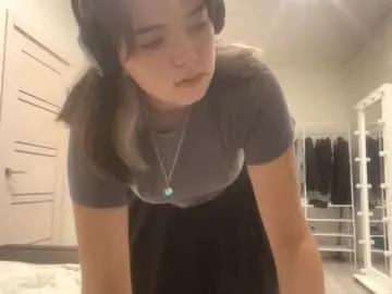 frosted_bloom — GOAL: TAKE OFF MY TSHIRT [0 tokens remaining] Stream with shyness #teen #brunette #young #student #cute